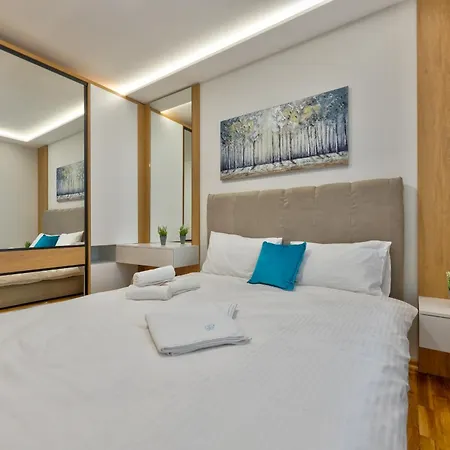 Апартаменты Rooftop Luxury