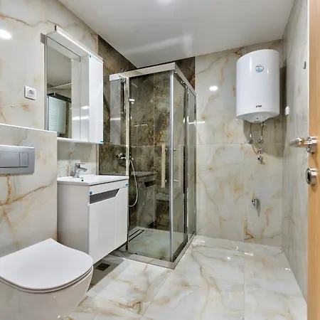 Апартаменты Rooftop Luxury *