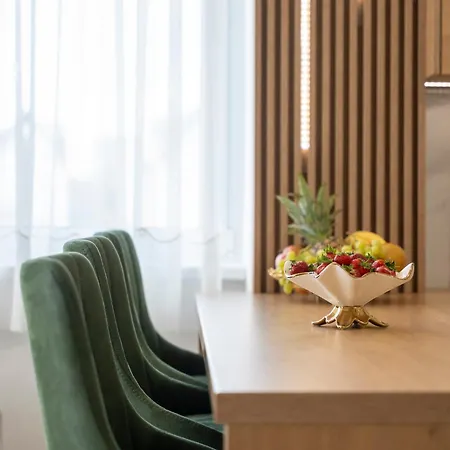 Апартаменты Rooftop Luxury *